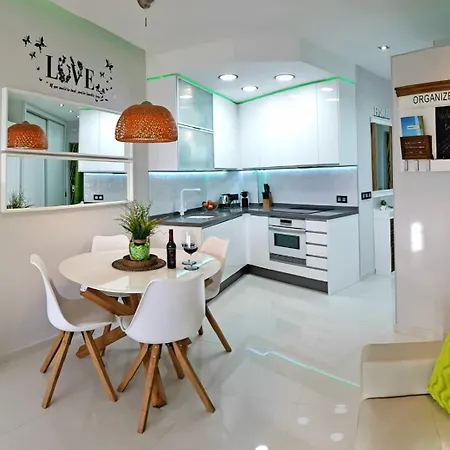 דירה Estudio Vistas Campo Golf Y Piscina טורמולינוס